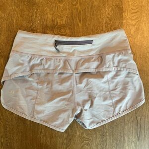 Women’s Lululemon Speed Up Shorts Sz 2 Black 2.5” inseam.  EUC
